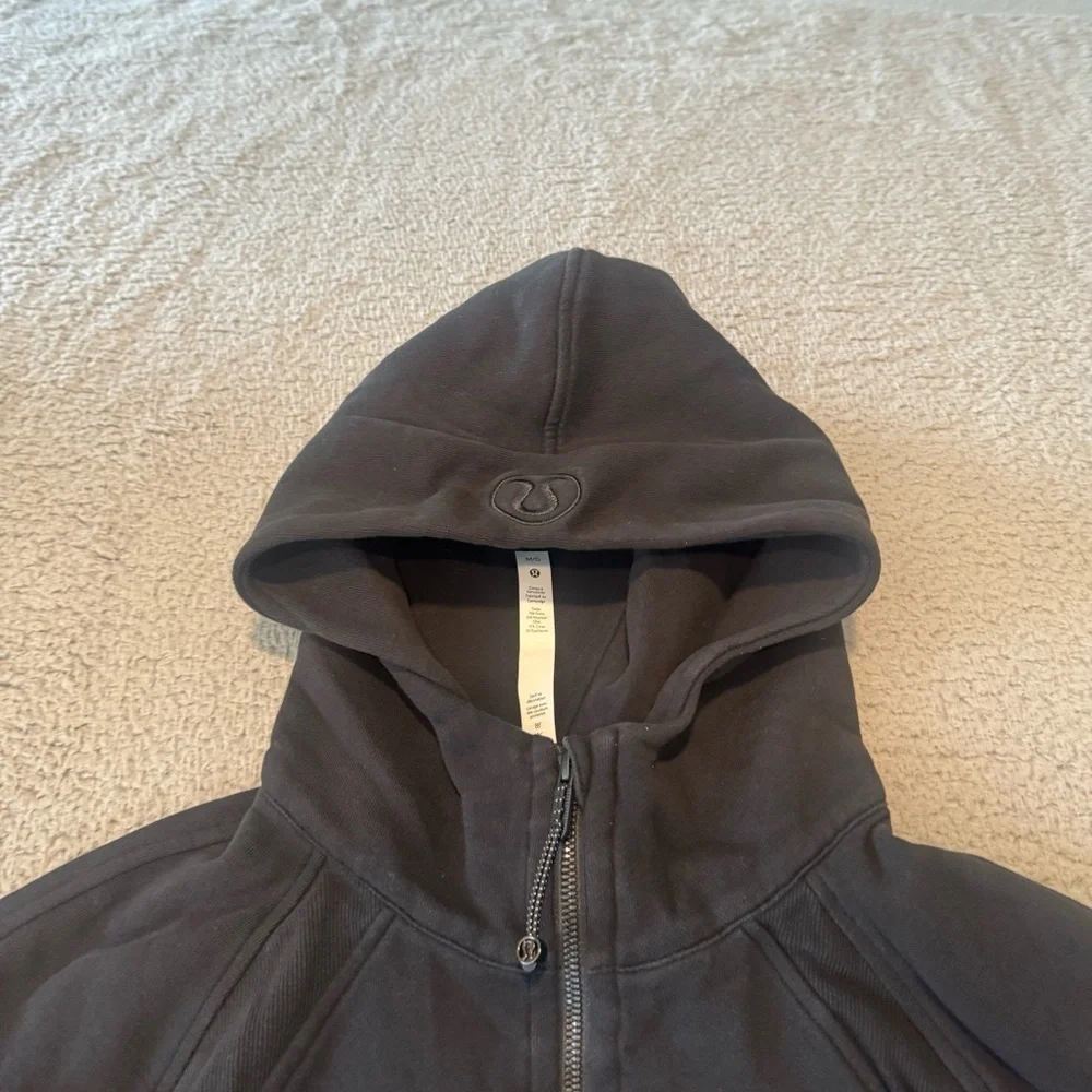 Lululemon Athletica Women's Scuba Oversized 1/2 Zip Cropped Hoodie in Black M/L